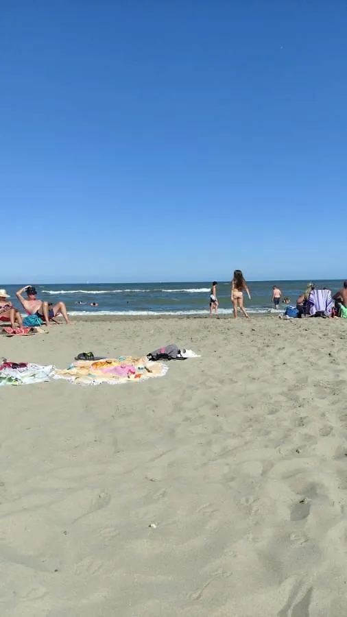 Mipro Mobilhome 5 Lido di Spina 0*,